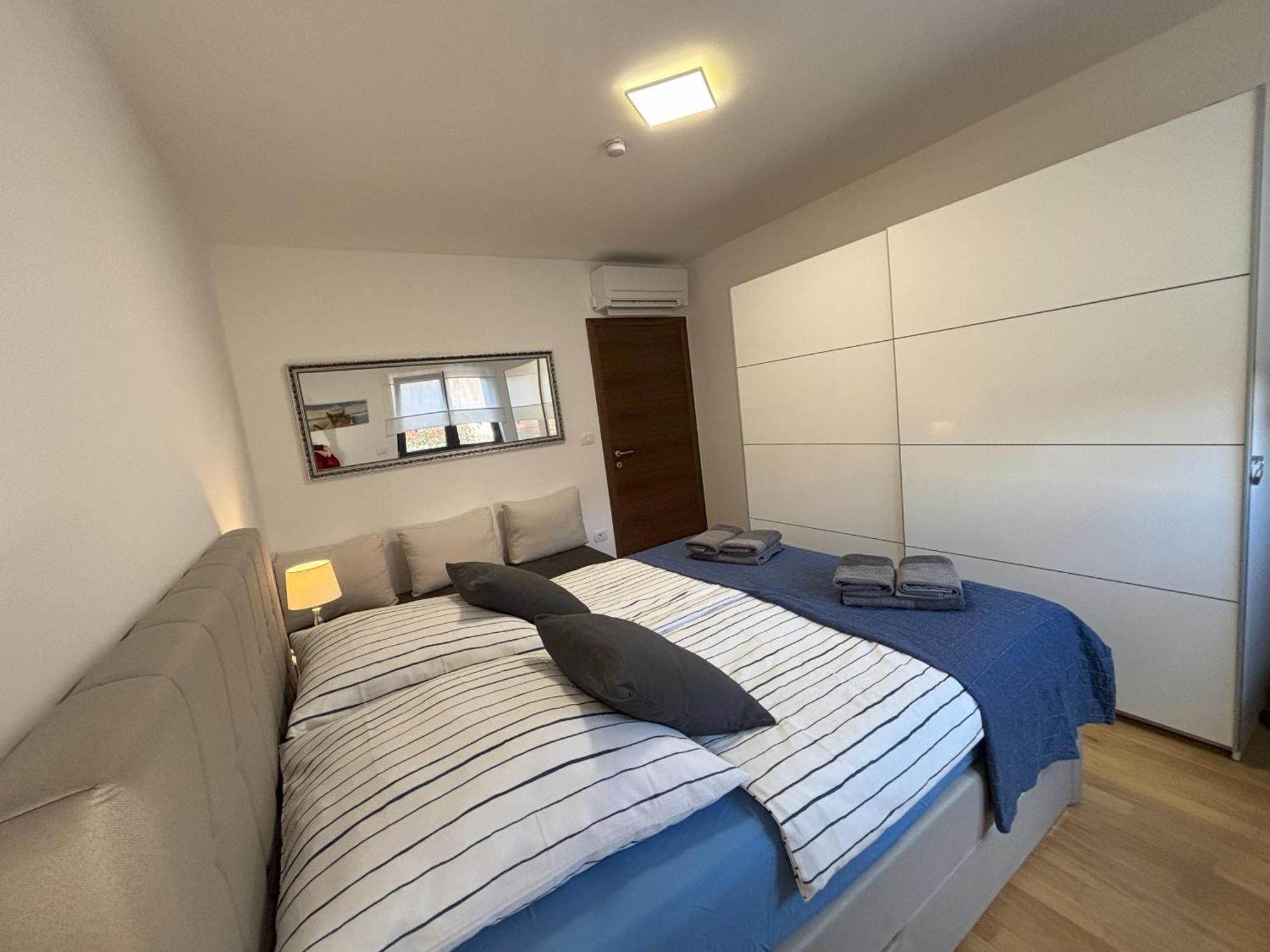 Punta Mary House With Apartment Umago Exterior foto